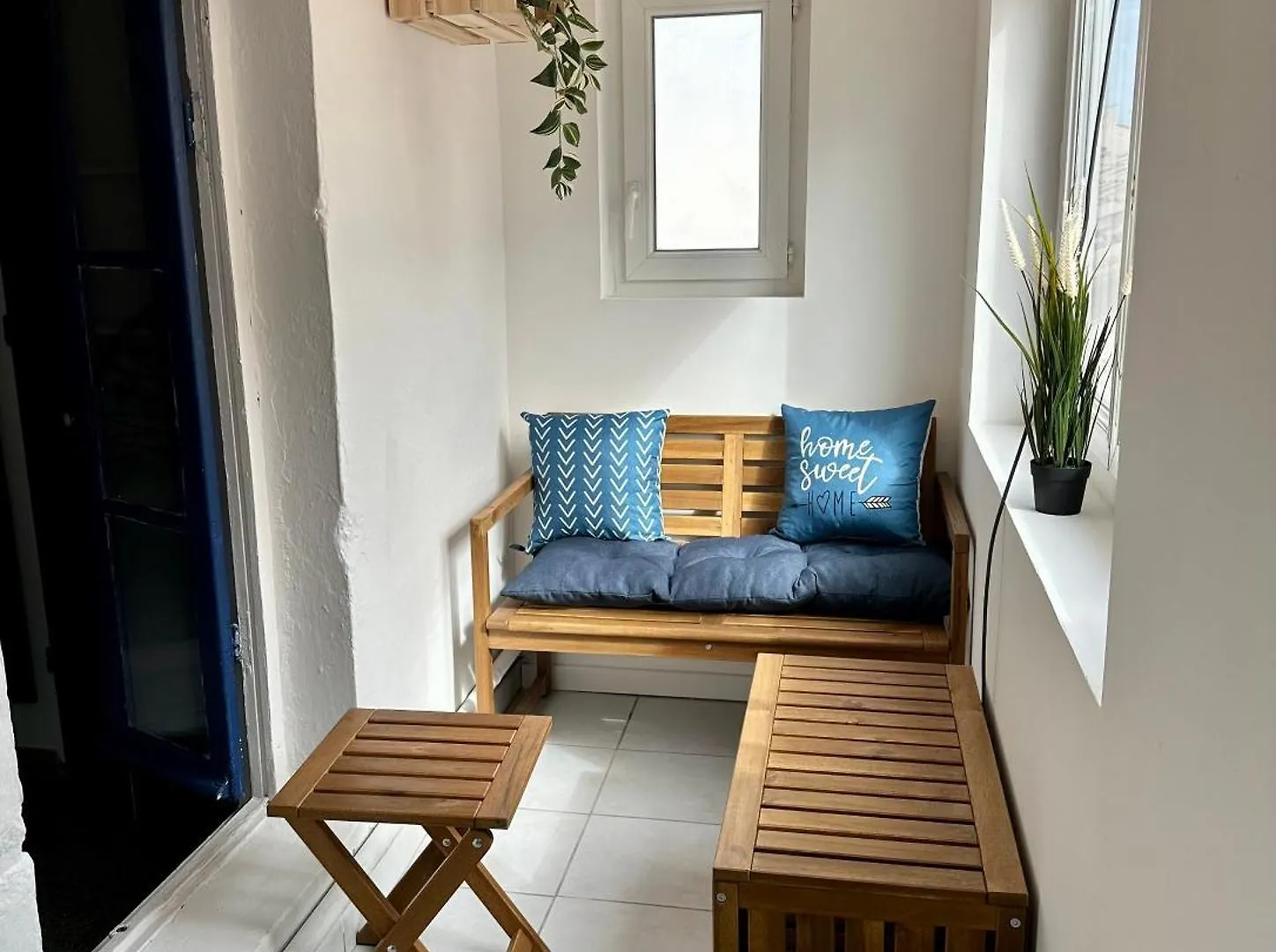 Appartement T3 - Centre Ville - Climatisation - Internet Saintes-Maries-de-la-Mer Apartment