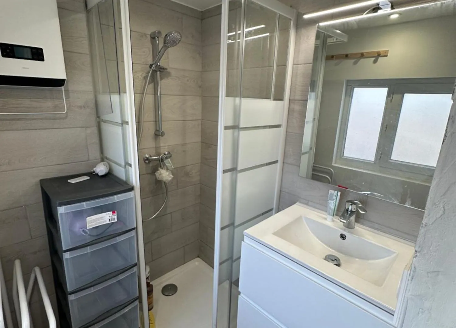 Appartement T3 - Centre Ville - Climatisation - Internet Saintes-Maries-de-la-Mer Apartment