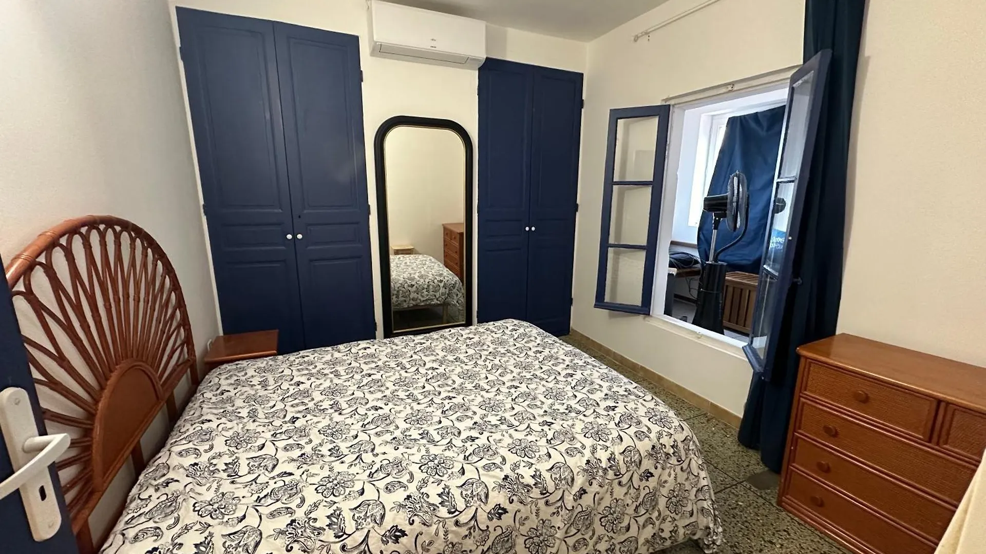 Apartment Appartement T3 - Centre Ville - Climatisation - Internet Saintes-Maries-de-la-Mer